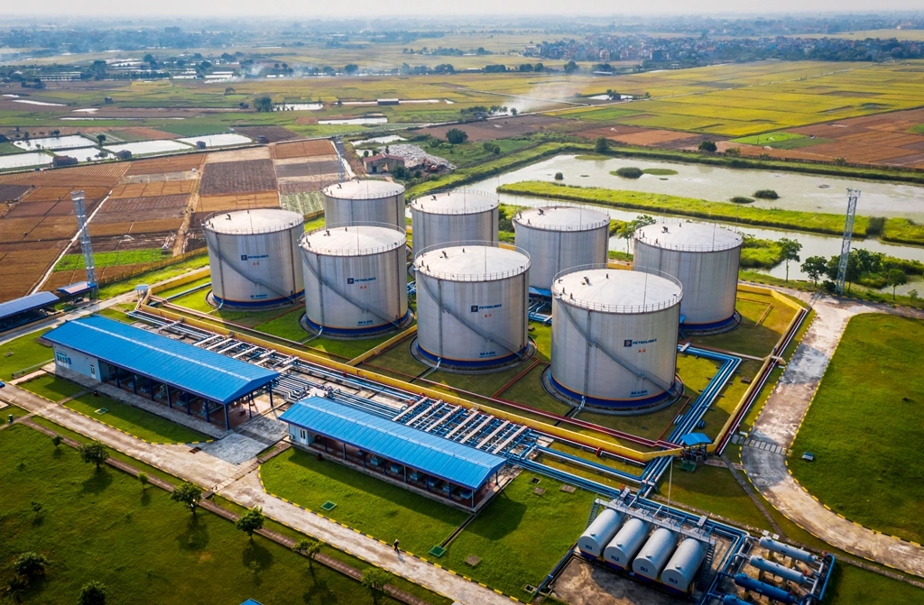 Giá xăng dầu giảm mạnh ngày 09/04/2026: Doanh nghiệp “dễ thở” hơn?